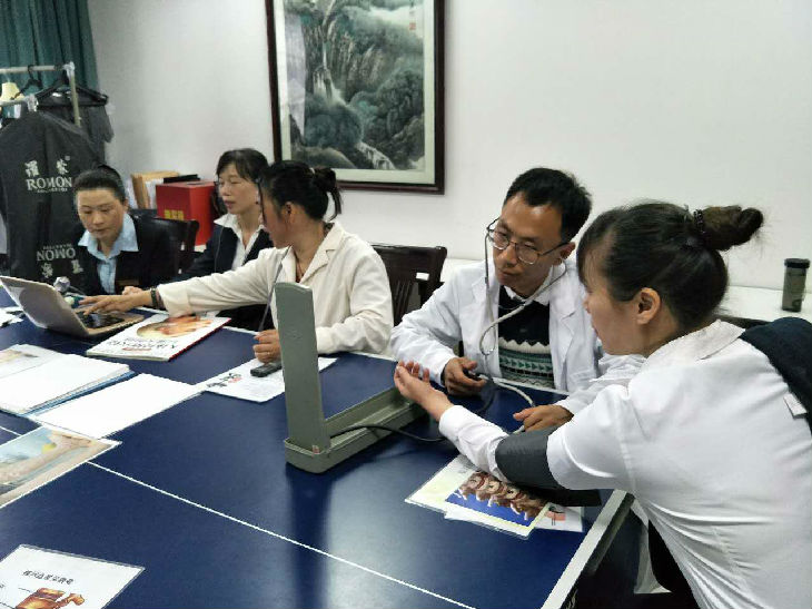 浙江中医学院医生坐诊纳川酒店.jpg 意昂4娱乐 1594f
